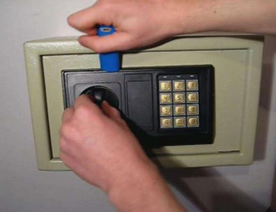 红花岗24小时上门开锁公司